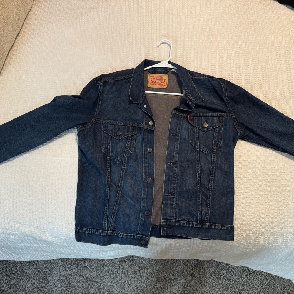 Levi's Relaxed Trucker Denim Jacket Size XL